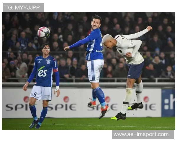 斯特拉斯堡主帅赞扬年轻球员表现称这是我们的力量与骄傲