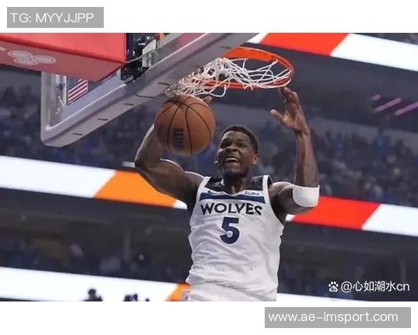 局势逆转爱德华兹上篮得分兰德尔罚球全中森林狼下半场强势开局13-0 局势逆转爱德华兹上篮得分兰德尔罚球全中森林狼下半场强势开局13-0