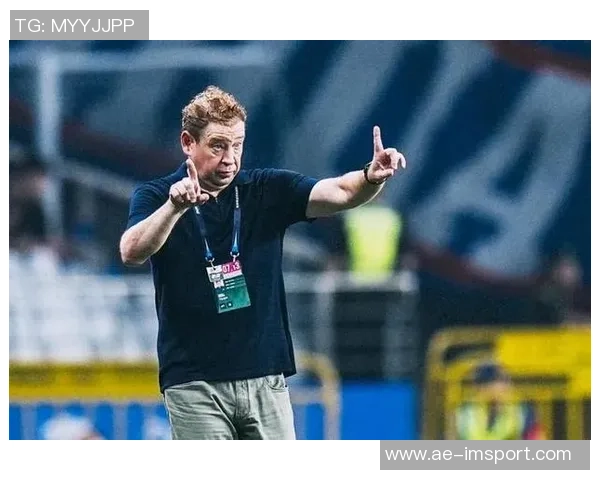 斯卢茨基点评球队表现不佳强调队员需提升竞技状态 斯卢茨基点评球队表现不佳强调队员需提升竞技状态