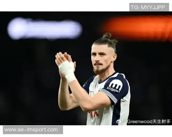 意天空报道罗马欲租后买德勒古欣莱比锡愿与热刺商谈永久转会事宜 意天空报道罗马欲租后买德勒古欣莱比锡愿与热刺商谈永久转会事宜