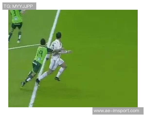 坎塞洛抵达巴萨进行体检周二将出席新闻发布会揭晓新动态 坎塞洛抵达巴萨进行体检周二将出席新闻发布会揭晓新动态